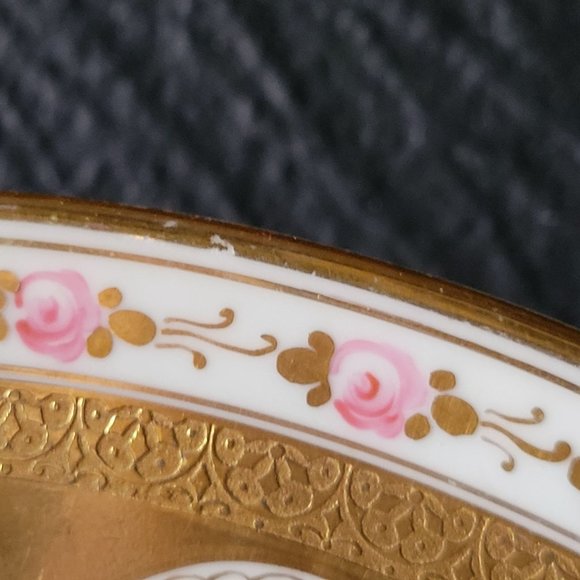Antique Sutherland English Porcelain Gilt Plate with Roses for Marshall Fields - Picture 4 of 10